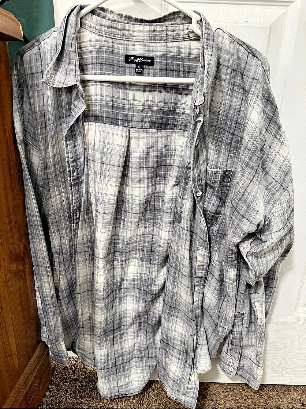 Flag & Anthem Plaid Button Down Shirt Gray & White Size XL